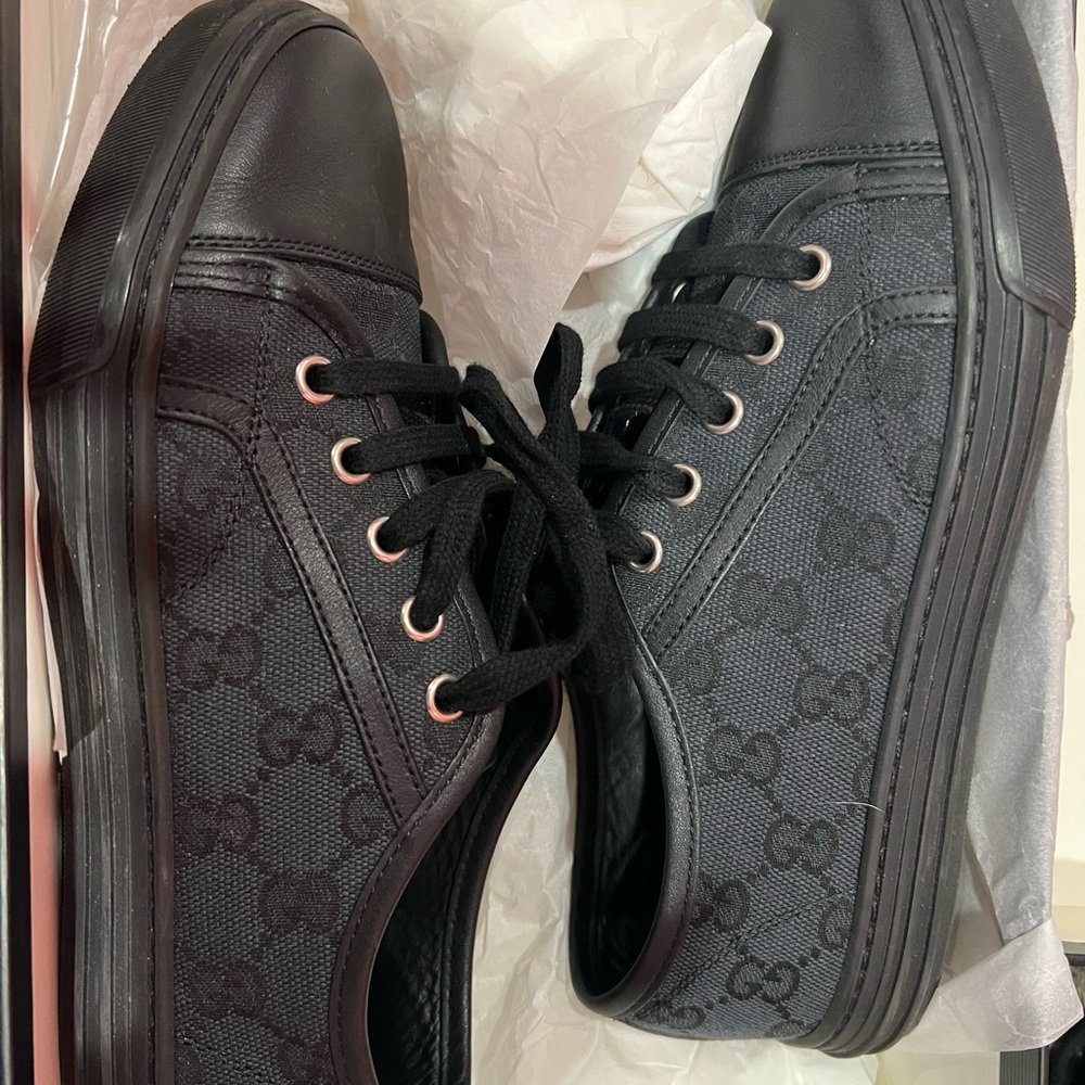 Gucci sneakers women’s